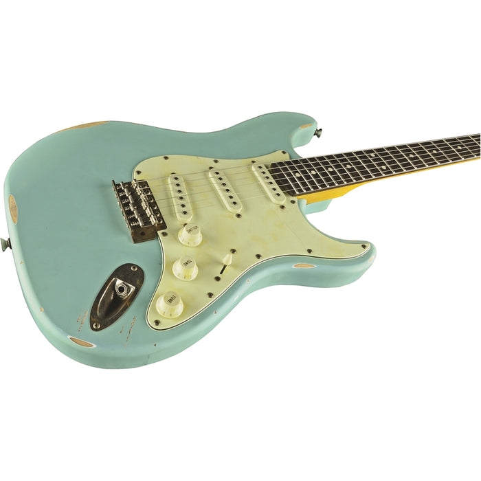 Eko Guitars S-300 Relic Daphne Blue