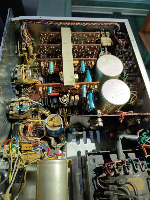 Leak Stereo 70