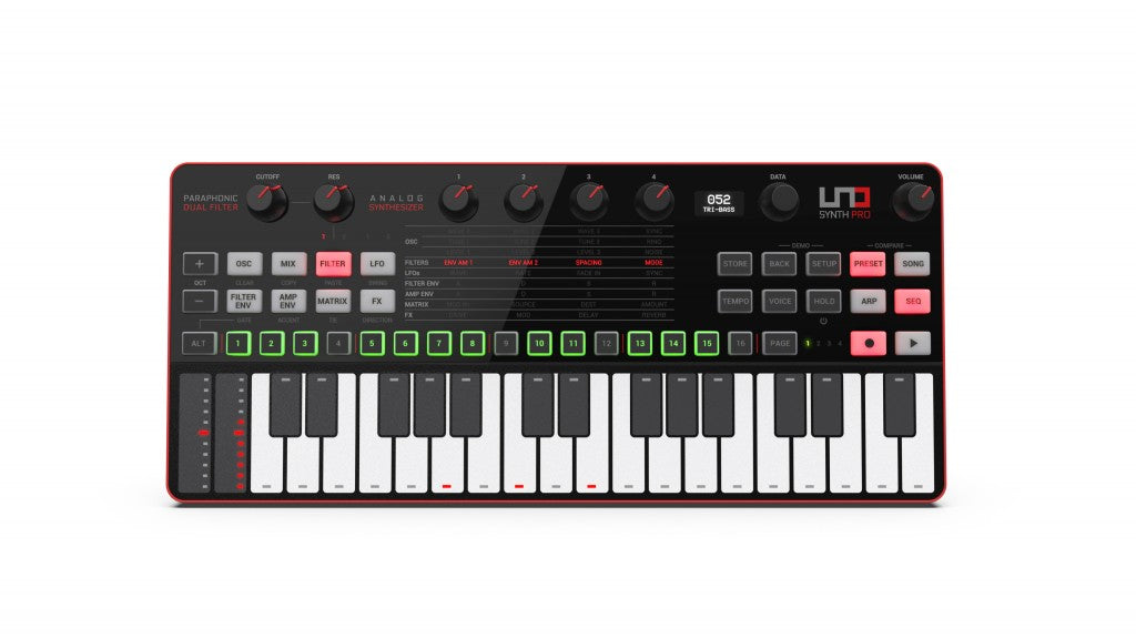 IK Multimedia UNO Synth Pro Desktop - Sintetizzatore analogico compatto