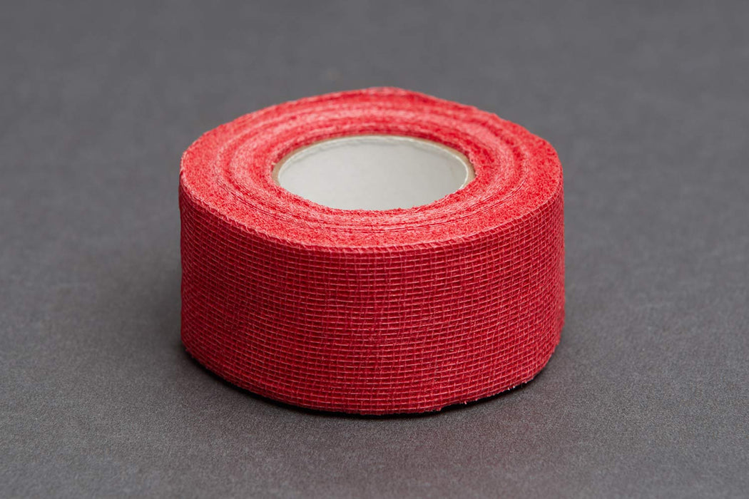 Vater VSTR ''Stick & Finger Tape Red'' - Nastro in garza autoaderente rosso 2,5cm x 9m