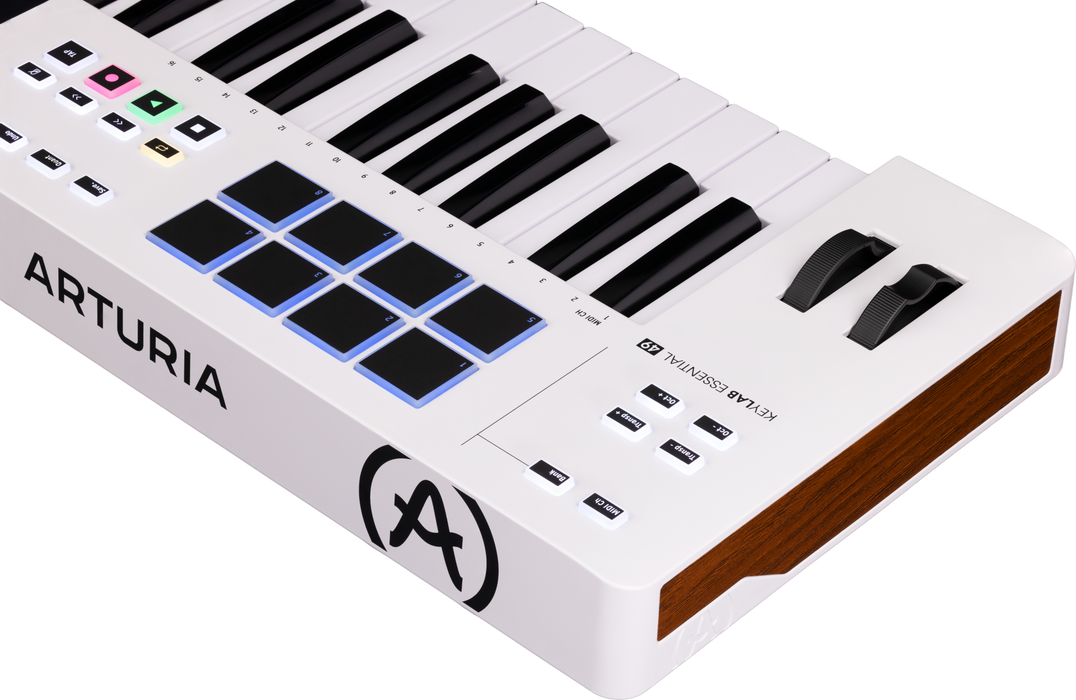 ARTURIA KeyLab Essential mk3 49 Bianca